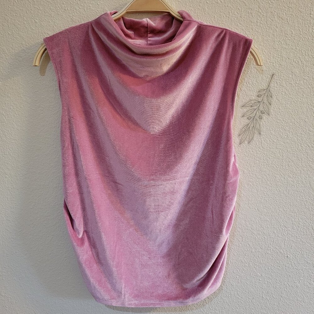 NWT a new day Velvet Sleeveless Top in Mauve Size Large